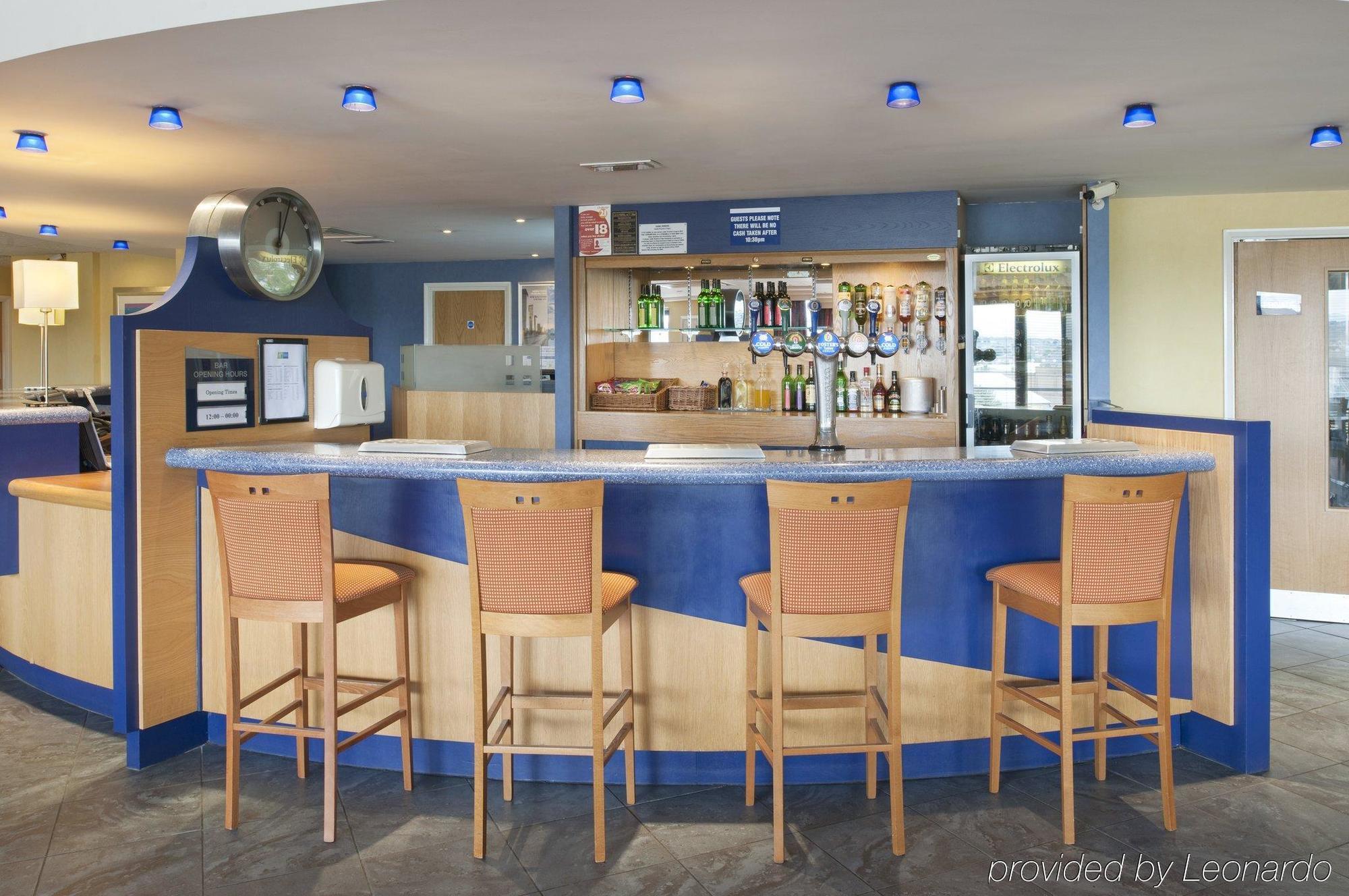 Holiday Inn Express Bradford City Centre By Ihg Exteriör bild